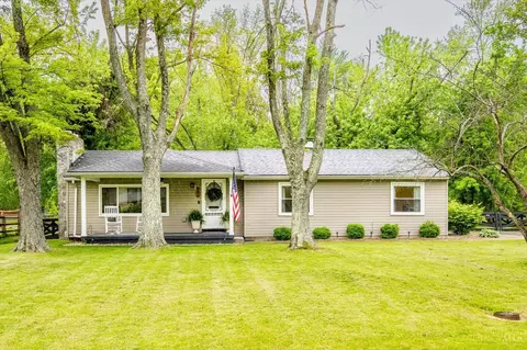 2061 Irwin Cemetery Ln, Goshen, OH 45122