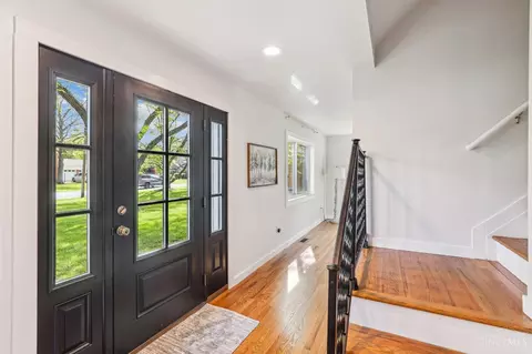 Entry Way - 7393 Baywind Dr, Montgomery, OH 45242 photo 1 of 2
