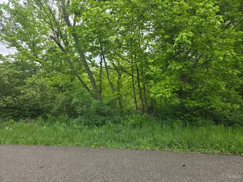 1781 Heidi Haven Dr, Lawrenceburg, IN 47025