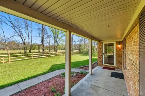 Exterior - 8574 Price Pl, Morrow, OH 45152 photo 5 of 9