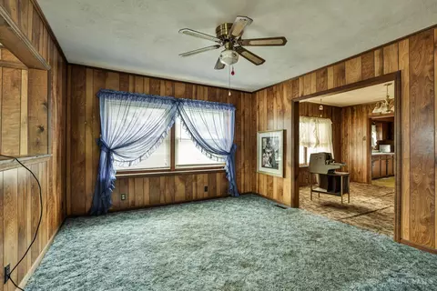 Living - 1024 Ansel Dr, Kettering, OH 45419 photo 1 of 5