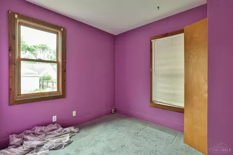 Bedroom - 1024 Ansel Dr, Kettering, OH 45419 photo 5 of 5