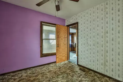 Bedroom - 1024 Ansel Dr, Kettering, OH 45419 photo 2 of 5