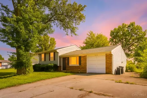 1034 Glendale Dr, Batavia, OH 45103