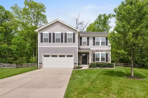 6109 Woodview Dr, Loveland, OH 45140