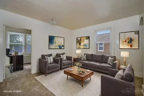 Living - 1226 Rutledge Ave, Cincinnati, OH 45205 photo 3 of 4