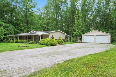 2327 St Rt 125, Amelia, OH 45102