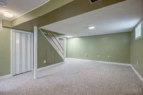 Other - 9366 Neil Dr, Cincinnati, OH 45231 photo 6 of 9