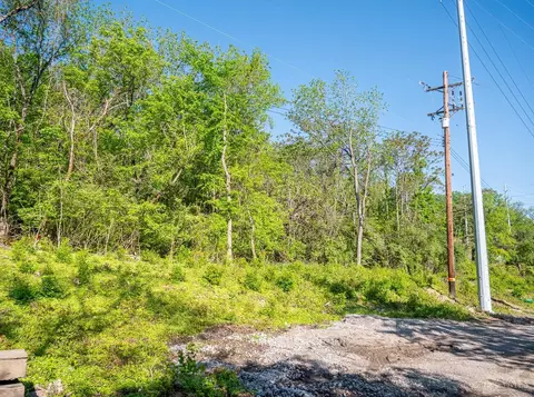 3389 Red Bank Rd, Fairfax, OH 45227