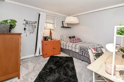 Bedroom - 3982 Warren Ave, Fairfax, OH 45227 photo 3 of 7