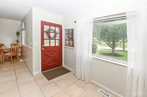 Entry Way - 3982 Warren Ave, Fairfax, OH 45227 photo 1 of 1