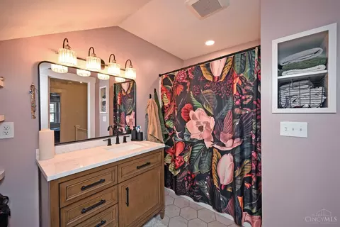 558 Terrace Ave, Cincinnati, OH 45220 photo 36