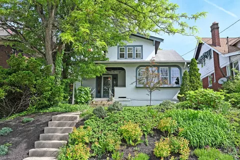558 Terrace Ave, Cincinnati, OH 45220 photo 2