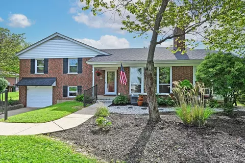 2040 Evanor Ln, Cincinnati, OH 45244