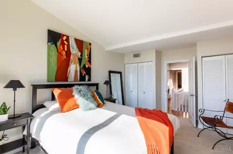 Bedroom - 1271 Ida St, Cincinnati, OH 45202 photo 6 of 6