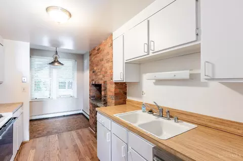 Kitchen - 1271 Ida St, Cincinnati, OH 45202 photo 7 of 7