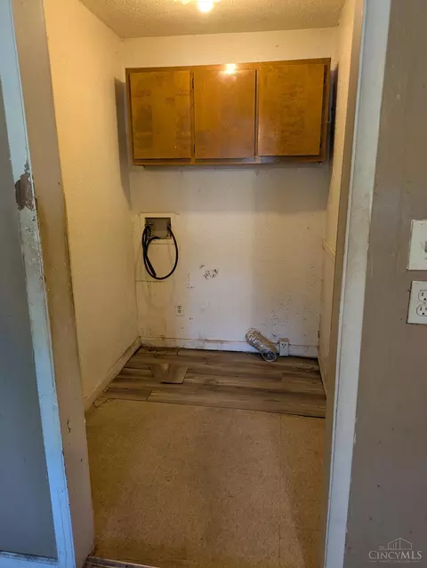 9 State Rd, Cleves, OH 45002 photo 6
