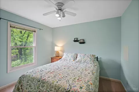 871 Surrey Trl, Cincinnati, OH 45245 photo 17