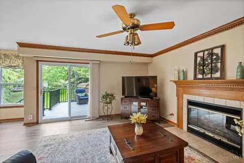 871 Surrey Trl, Cincinnati, OH 45245 photo 9