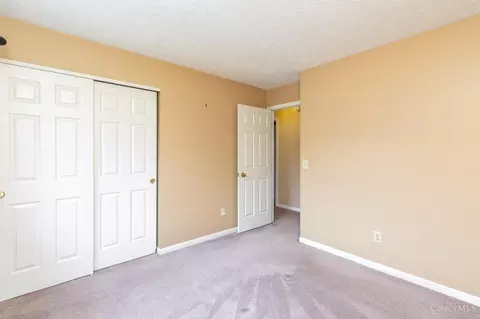 4151 Balfour Dr, Cincinnati, OH 45245 photo 22