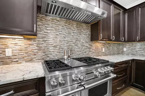 Kitchen - 7105 Graves Rd, Cincinnati, OH 45243 photo 5 of 9