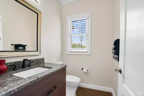 Bath - 7105 Graves Rd, Cincinnati, OH 45243 photo 1 of 15