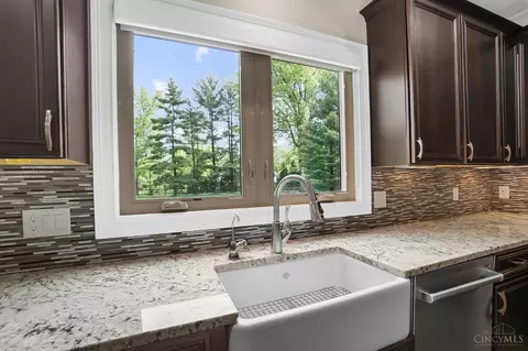 Kitchen - 7105 Graves Rd, Cincinnati, OH 45243 photo 8 of 9