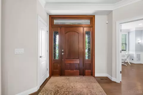 Entry Way - 7105 Graves Rd, Cincinnati, OH 45243 photo 2 of 12