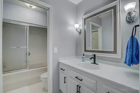 1345 Fleming St, Cincinnati, OH 45206 photo 14