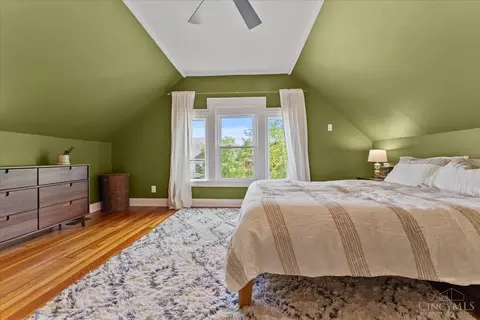 Bedroom - 1716 Mcmillan St, Cincinnati, OH 45206 photo 4 of 5