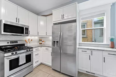 Kitchen - 1716 Mcmillan St, Cincinnati, OH 45206 photo 2 of 4