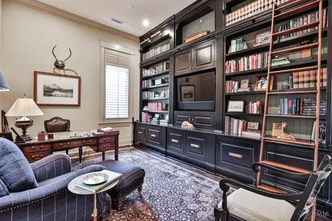 2770 Observatory Ave, Cincinnati, OH 45208 photo 20