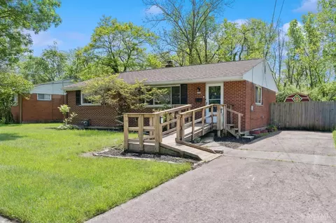 2609 Royal Glen Dr, Colerain Twp, OH 45239