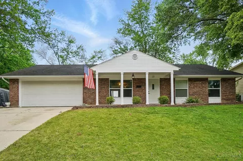 405 Huntley Ct, Lebanon, OH 45036