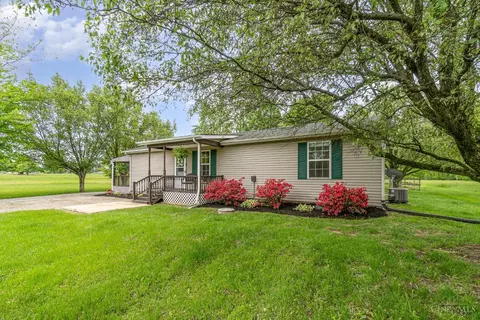 127 Navajo Dr, Franklin Twp, OH 45171