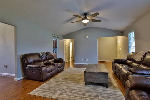 100 Douglas Cir, Georgetown, OH 45121 photo 9