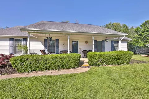 100 Douglas Cir, Georgetown, OH 45121 photo 3