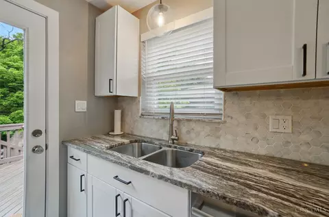 Kitchen - 8974 Eldora Dr, Cincinnati, OH 45236 photo 4 of 6