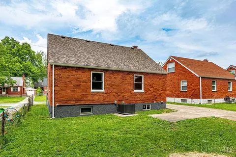 Exterior - 1709 Centerridge Ave, Cincinnati, OH 45231 photo 5 of 6