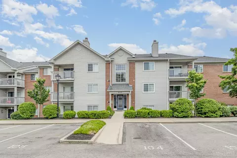 7646 Shawnee Ln, West Chester, OH 45069