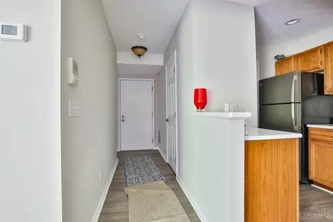 Entry Way - 11555 Regency Square Ct, Cincinnati, OH 45231 photo 1 of 2