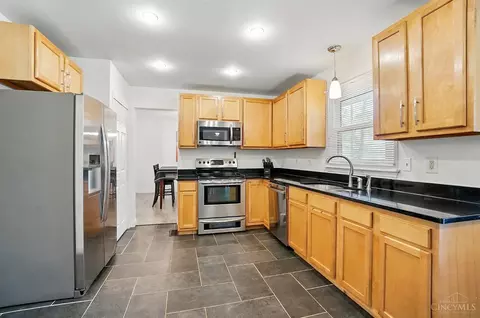 8970 Cypresspoint Ln, Cincinnati, OH 45249 photo 8