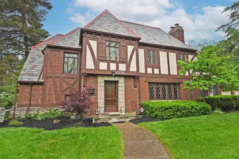 1576 Larry Ave, Cincinnati, OH 45224