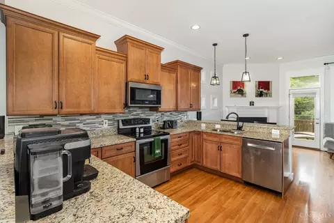 577 Delta Ave, Cincinnati, OH 45226 photo 19
