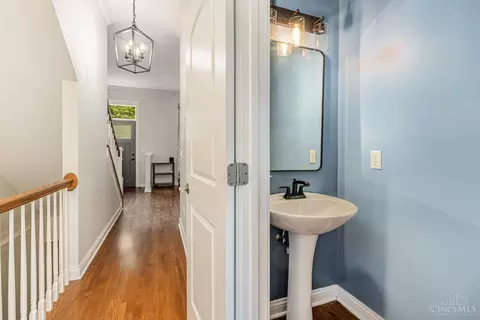577 Delta Ave, Cincinnati, OH 45226 photo 24