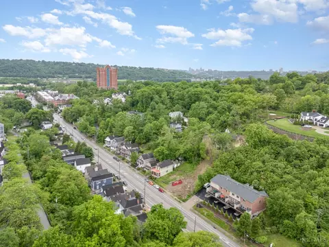 577 Delta Ave, Cincinnati, OH 45226 photo 10