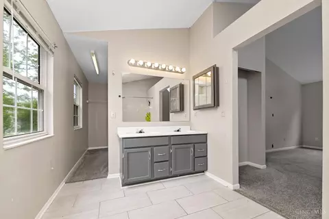 Bath - 768 Regent Rd, Cincinnati, OH 45245 photo 1 of 3