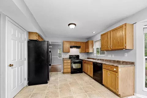Kitchen - 768 Regent Rd, Cincinnati, OH 45245 photo 2 of 3