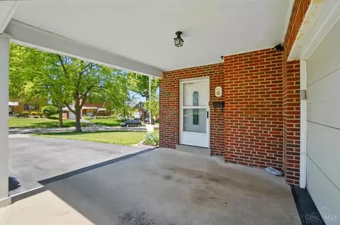 1114 Glenna Dr, Cincinnati, OH 45238 photo 6
