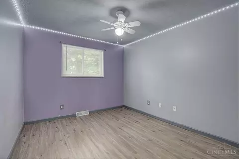 Bedroom - 4002 Wilma Ct, Cincinnati, OH 45245 photo 2 of 3